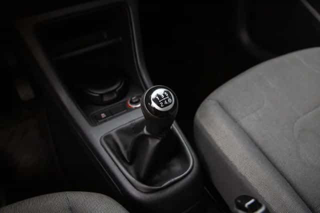 Volkswagen Up (2013) thumbnail 5