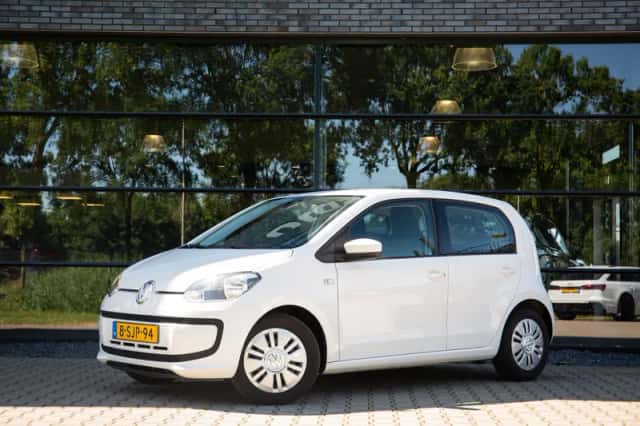 Volkswagen Up (2013) thumbnail 6