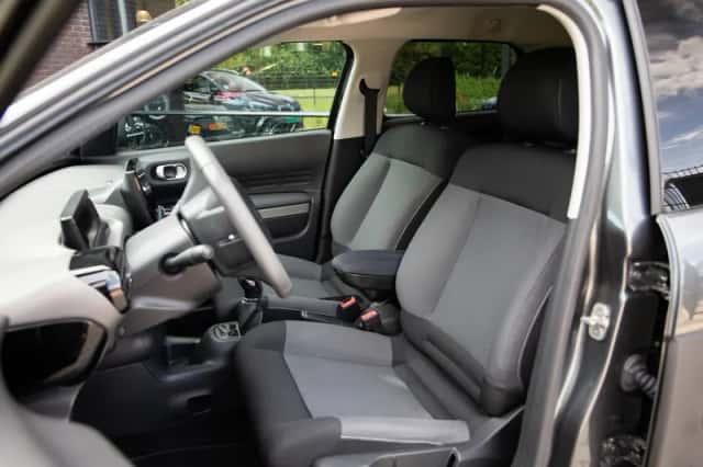 Citroën C4 Cactus (2015) thumbnail 3