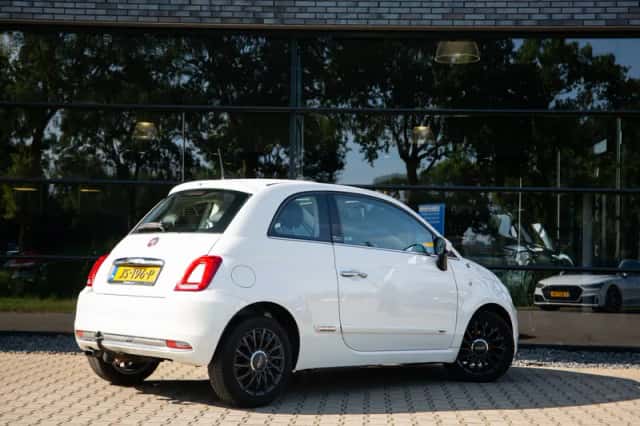 Fiat 500 (2016) thumbnail 2