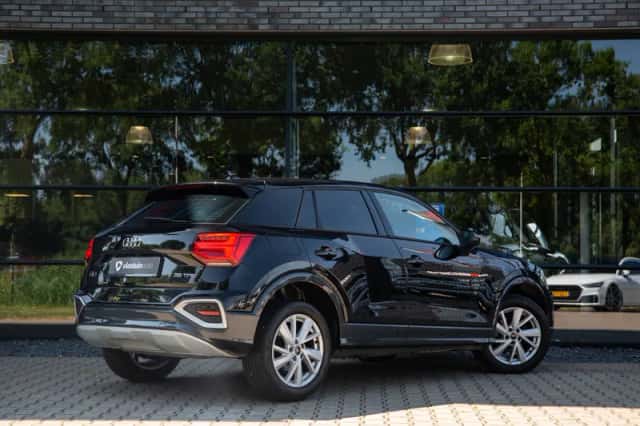 Audi Q2 (2023) thumbnail 2