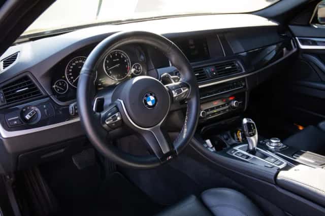 BMW 5-Serie (2013) thumbnail 4