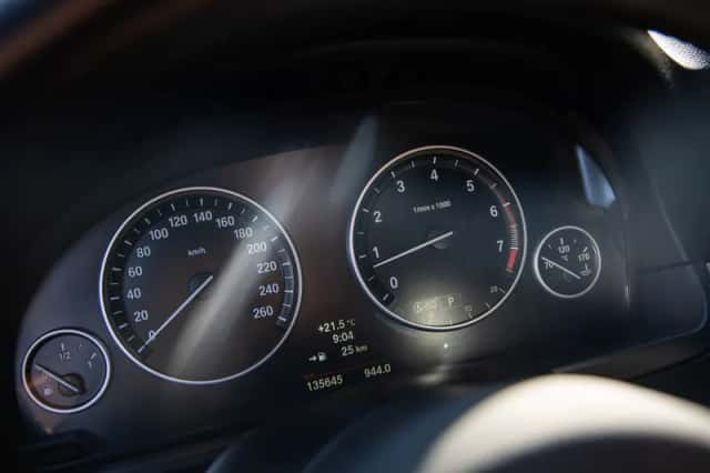 BMW 5-Serie (2013) thumbnail 6
