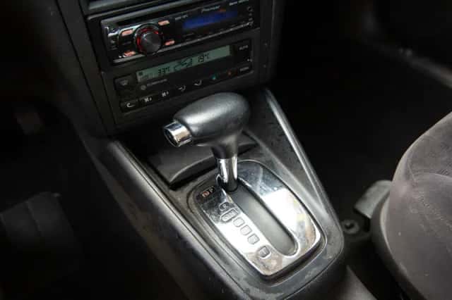 Volkswagen Golf (2004) thumbnail 5