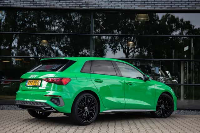 Audi A3 (2022) thumbnail 2