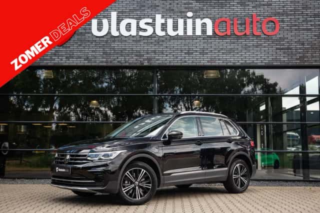 Volkswagen Tiguan (2023) thumbnail 1