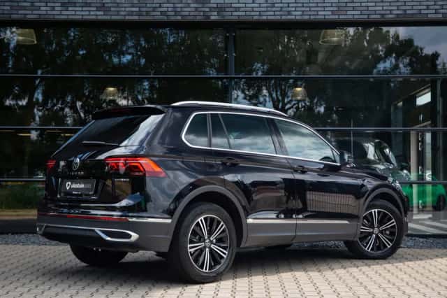 Volkswagen Tiguan (2023) thumbnail 2