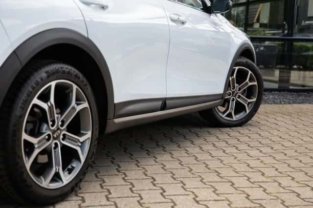 Kia XCeed (2021) thumbnail 6