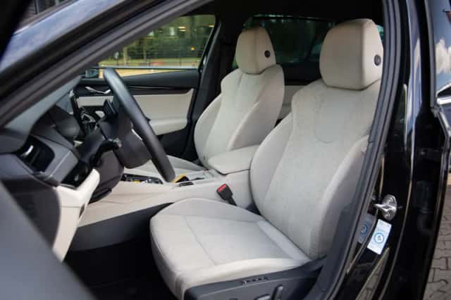Škoda Octavia (2022) thumbnail 3