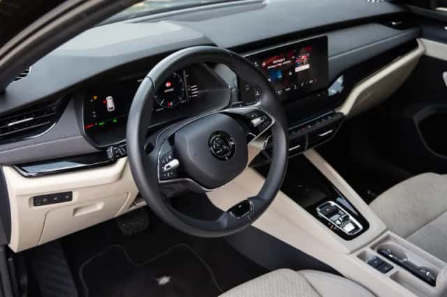 Škoda Octavia (2022) thumbnail 4