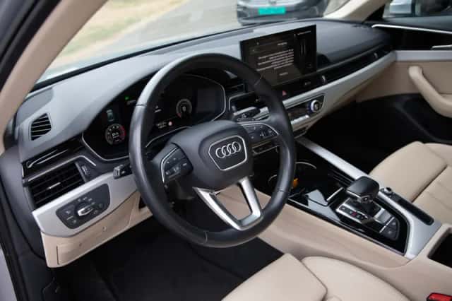 Audi A4 (2021) thumbnail 4