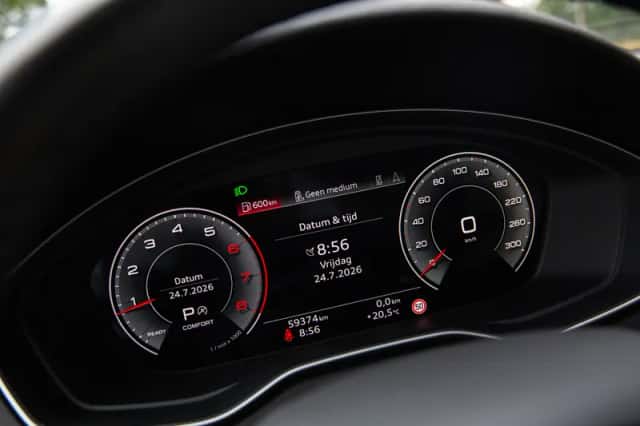 Audi A4 (2021) thumbnail 5