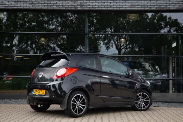 Ford Ka (2012) thumbnail 2