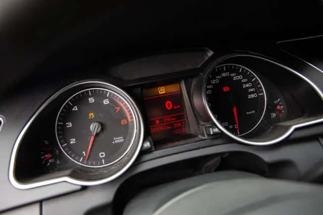 Audi A5 (2009) thumbnail 5