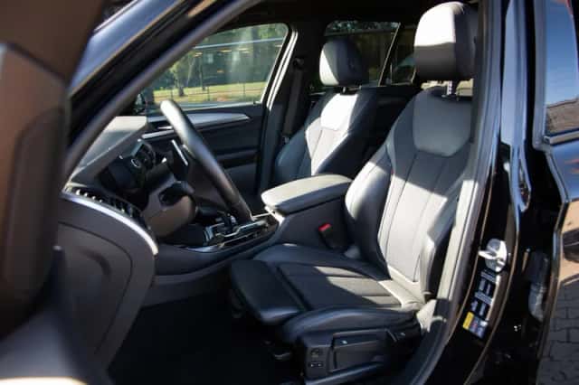 BMW X3 (2021) thumbnail 4
