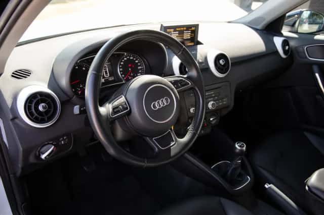 Audi A1 (2015) thumbnail 4