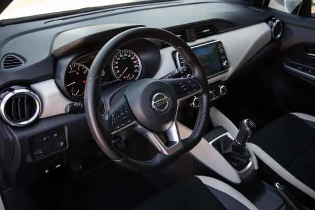 Nissan Micra (2020) thumbnail 3