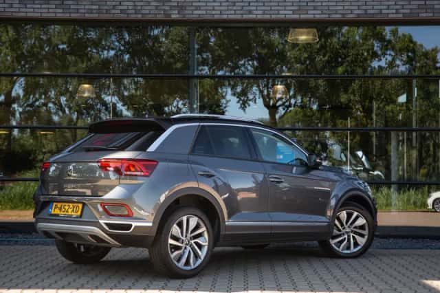 Volkswagen T Roc (2022) thumbnail 2