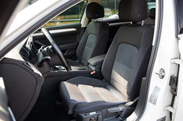 Volkswagen Passat (2015) thumbnail 3