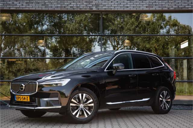 Volvo XC60 (2023) thumbnail 6