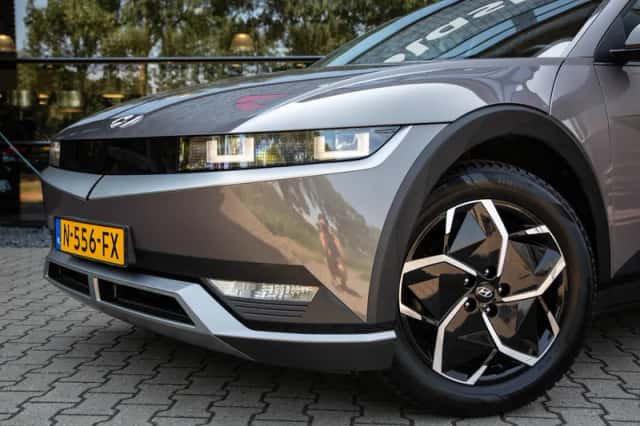 Hyundai Ioniq 5 (2021) thumbnail 6