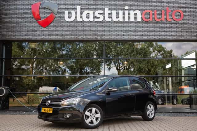 Volkswagen Golf (2010) thumbnail 1