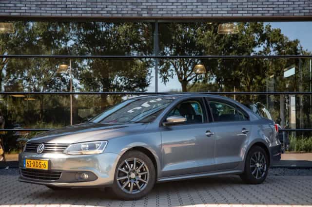 Volkswagen Jetta (2012) thumbnail 5