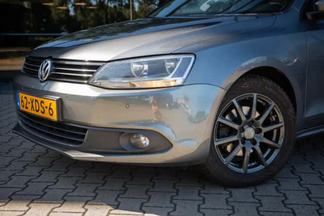 Volkswagen Jetta (2012) thumbnail 6