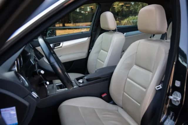 Mercedes-Benz C-Klasse (2014) thumbnail 3