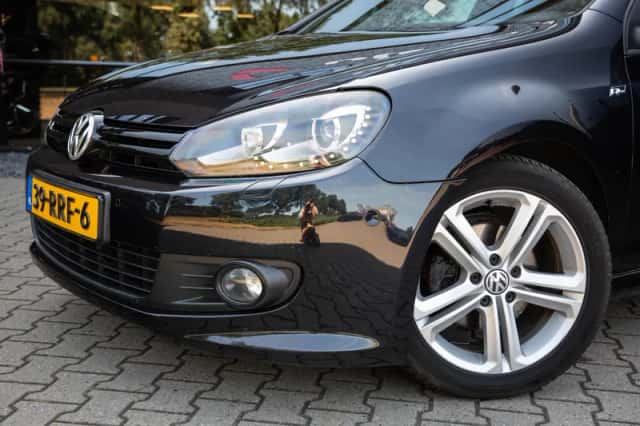 Volkswagen Golf (2011) thumbnail 6