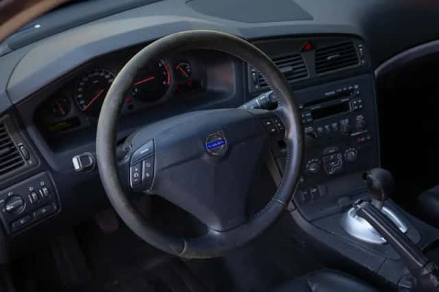 Volvo S60 (2003) thumbnail 3