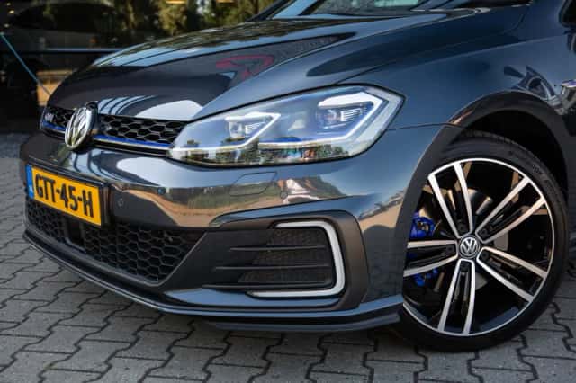 Volkswagen Golf (2020) thumbnail 6