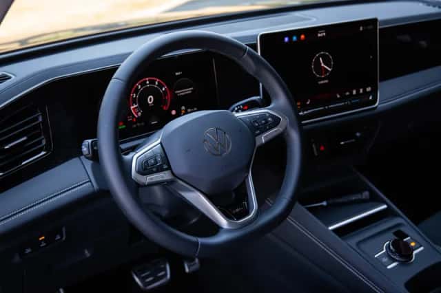 Volkswagen Tiguan (2025) thumbnail 4
