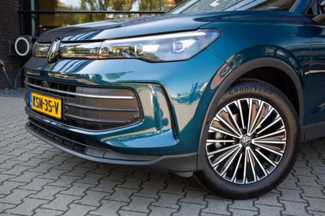 Volkswagen Tiguan (2025) thumbnail 6