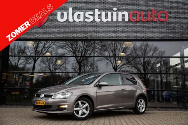 Volkswagen Golf (2013) thumbnail 1