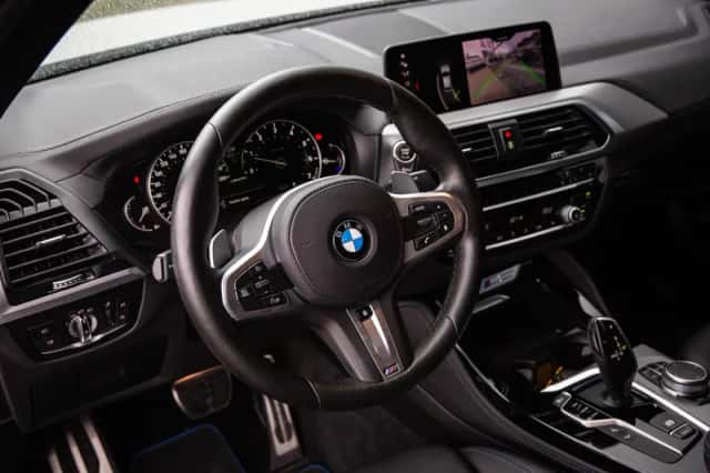 BMW X4 (2018) thumbnail 5