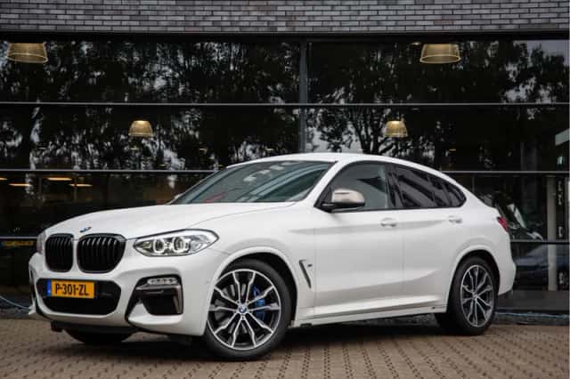 BMW X4 (2018) thumbnail 6