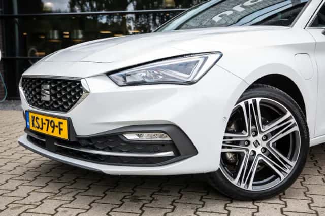 SEAT Leon Sportstourer (2023) thumbnail 6