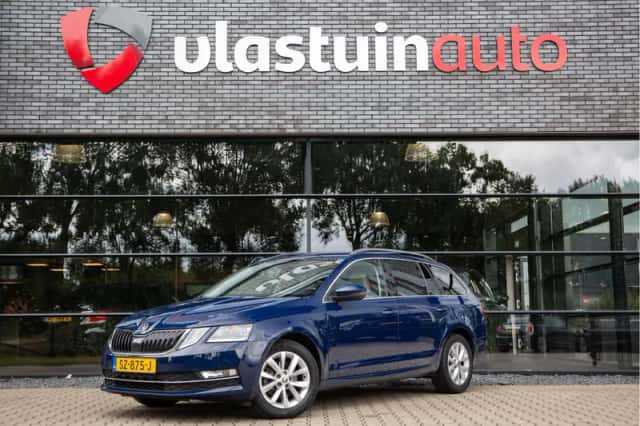 Škoda Octavia (2017) thumbnail 1