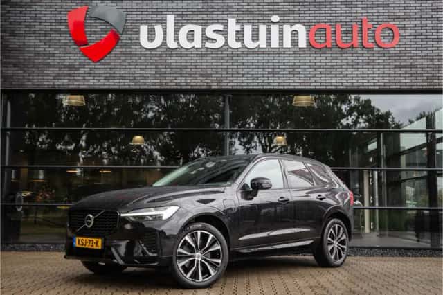 Volvo XC60 (2023) thumbnail 1