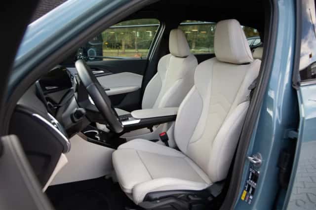 BMW X1 (2023) thumbnail 3