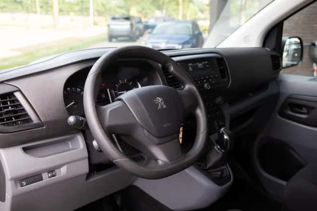 Peugeot Expert (2018) thumbnail 3