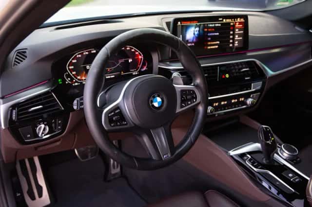 BMW 5-Serie (2021) thumbnail 5