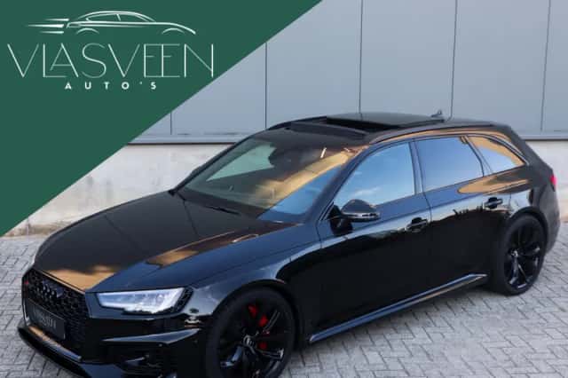 Audi A4 (2018) thumbnail 1