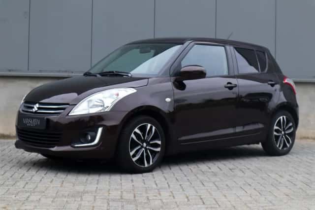 Suzuki Swift (2016) thumbnail 4