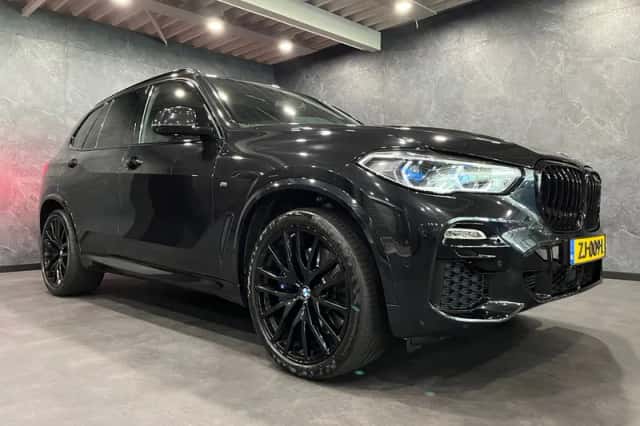 BMW X5 (2019) thumbnail 5