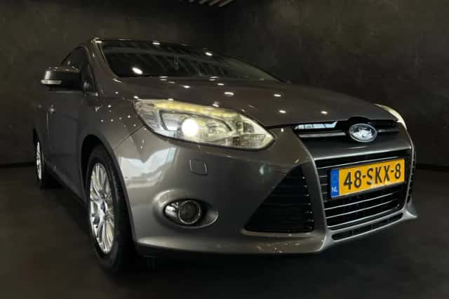 Ford Focus (2011) thumbnail 3