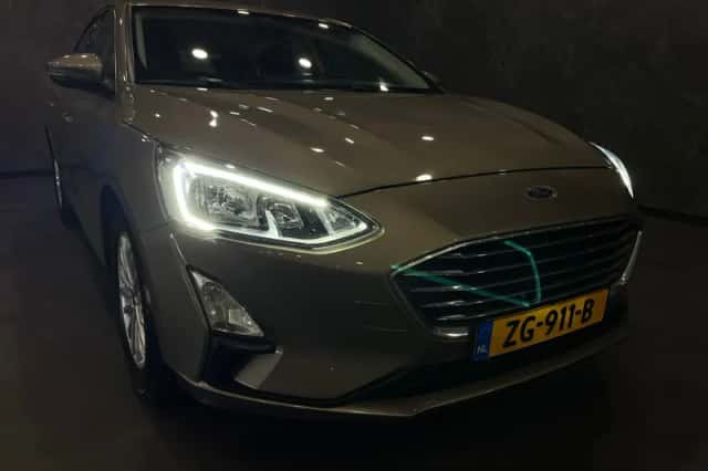 Ford Focus (2019) thumbnail 2