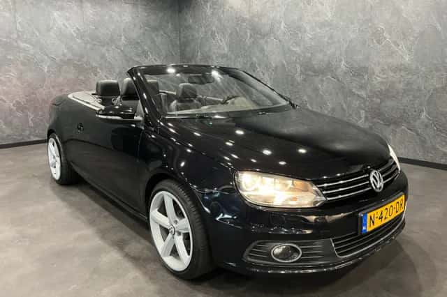 Volkswagen Eos (2011) thumbnail 1
