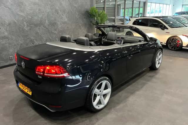 Volkswagen Eos (2011) thumbnail 3